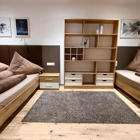 Montis Apartment