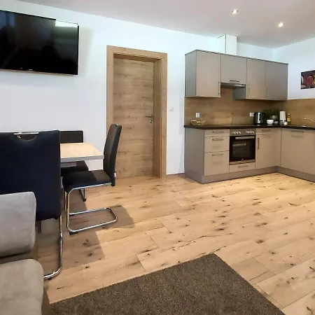 Montis Apartment